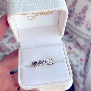AUTHENTIC Pandora Daisy Flower Ring